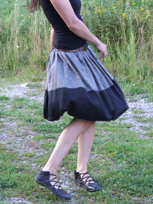 Lněná balonová sukně černošedá — foto 3