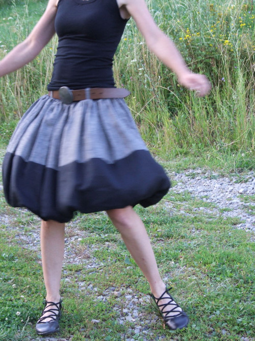 Lněná balonová sukně černošedá — foto 5