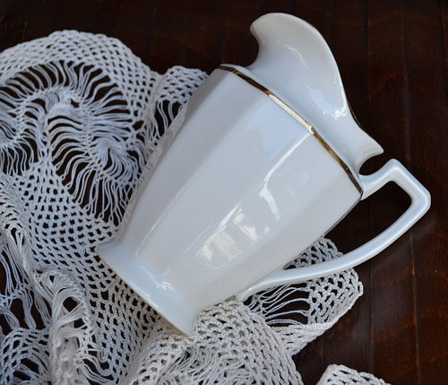 Půvaby porcelánové ... mlékovka — foto 2