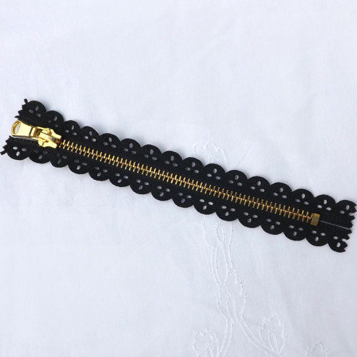 Krajkový zip 16cm — foto 2