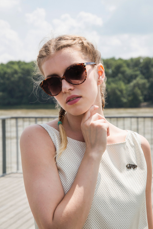 Perforated dresses — foto 6