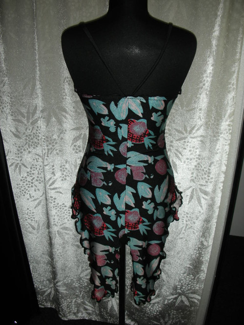 Extravagantní top — foto 3