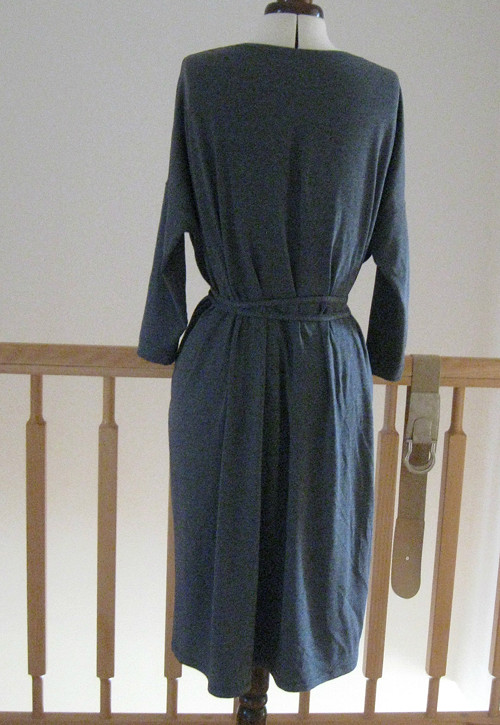 Tmavě šedé... oversize šaty" ... — foto 5