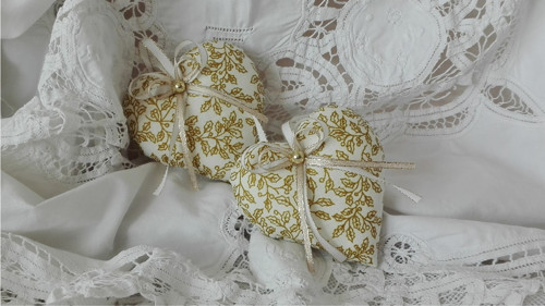 Srdíčka bílozlatá baculatá — foto 2