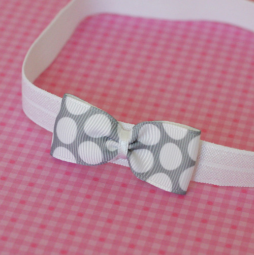 Čelenka pro newborn- šedá s puntíky — foto 3