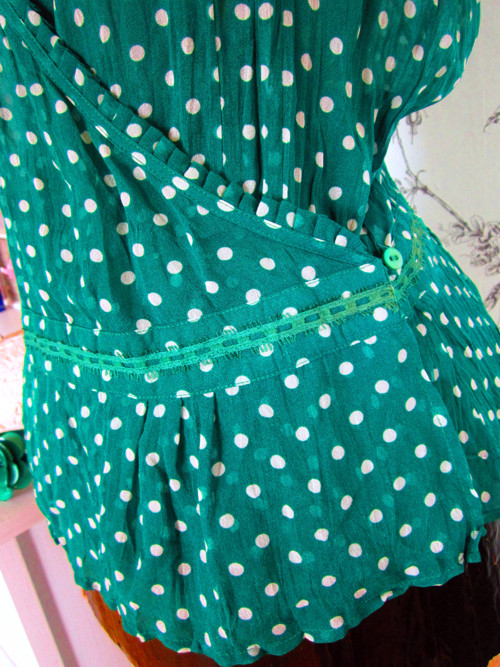 Halenka dots&green — foto 3