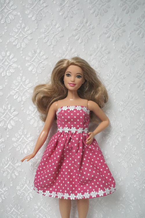 Šaty pro Barbie 2016 - baculku — foto 2
