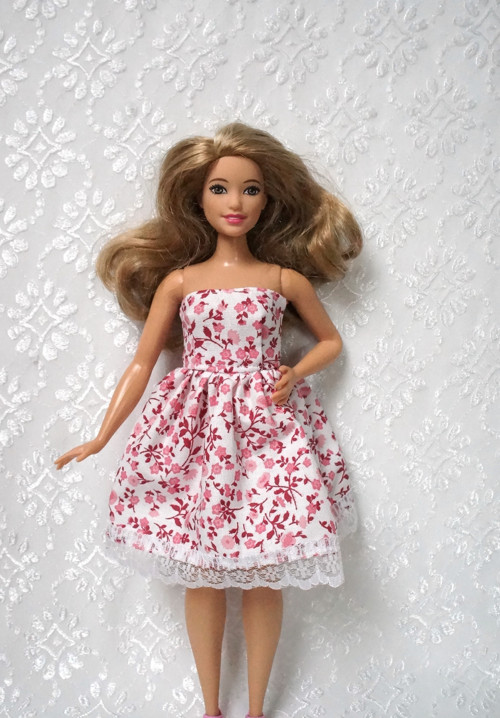 Šaty pro Barbie 2016 - baculku — foto 3