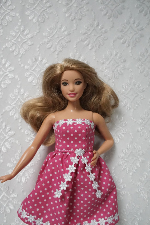 Šaty pro Barbie 2016 - baculku — foto 3