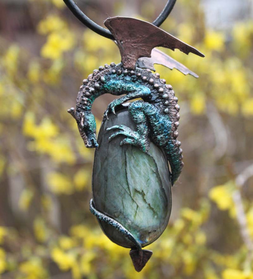 Dračí amulet — foto 6