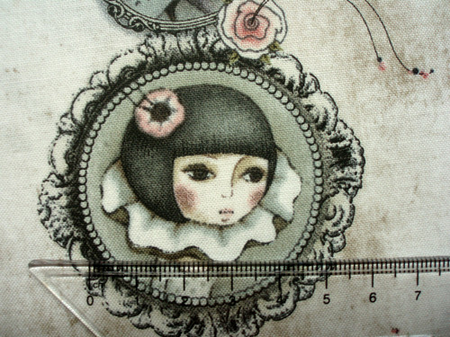 Bavl. látka Mirabelle-Curiosity Lost & Found Ecru — foto 3