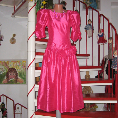 Šaty princeznovské — foto 2