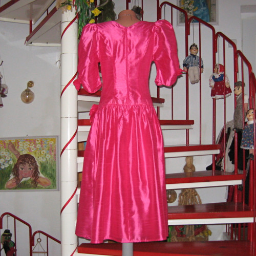 Šaty princeznovské — foto 3