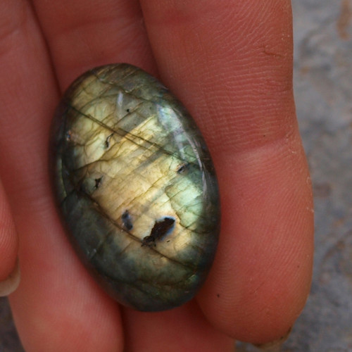 Labradorit, placka 32 x 26mm — foto 5