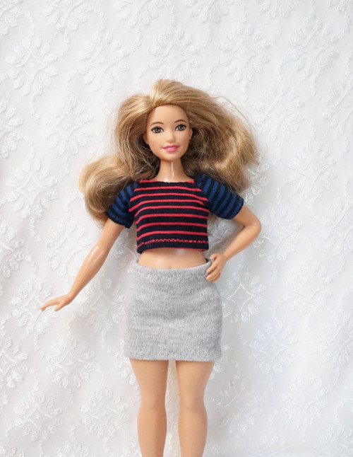 Tričko pro Barbie 2016 - curvy - baculku — foto 2