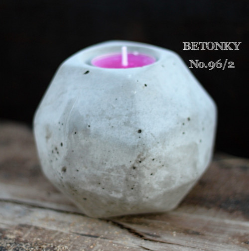 No.96/2 Betonový svícen — foto 2
