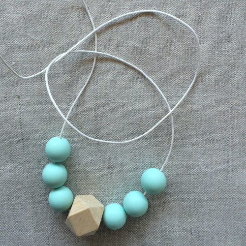 Kousací Korále - Mint / Natural / White — foto 2
