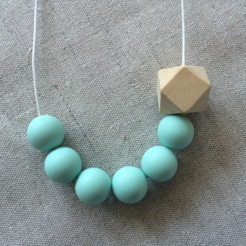 Kousací Korále - Mint / Natural / White — foto 3