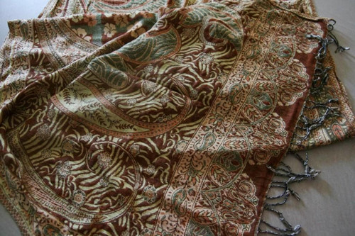 Teplá vintage šála/pashmina po babičce — foto 2
