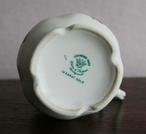 Porcelánový krasavec - hrníček značky Leander — foto 3