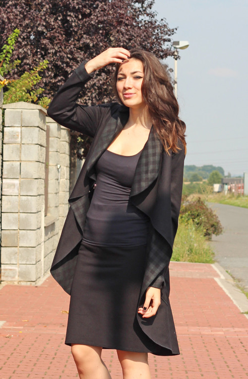 Černošedý kardigan — foto 5