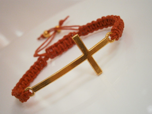 Ochranný náramek s křížem (Kabbalah) - macramé — foto 3