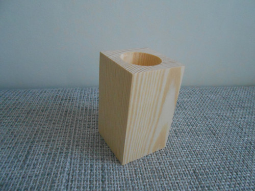 Svícen dřevěný 10cm — foto 2