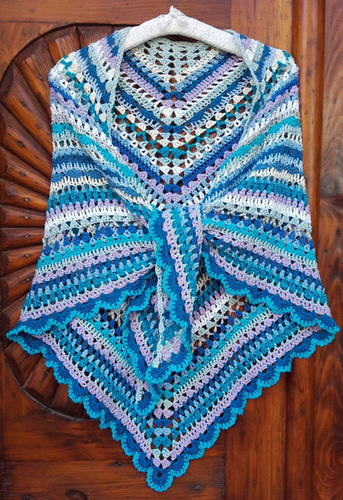 Kaleidoskop háčkovaný letní oblohou — foto 3