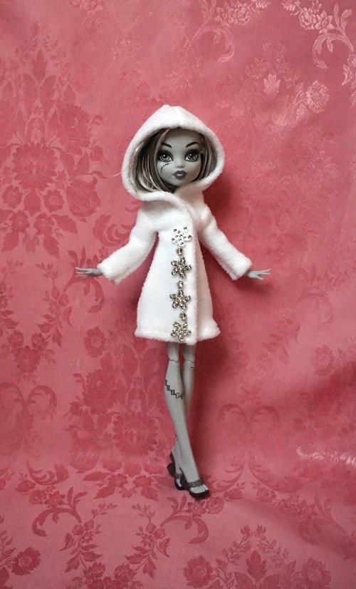 Sněhový kabátek pro Monster High — foto 3
