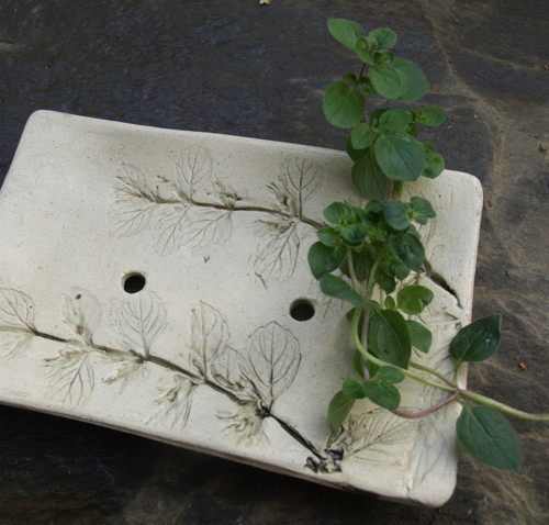 Keramická mýdlenka - oregano — foto 2