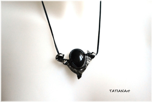 Cínovaný prívesok s obsidiánom — foto 3