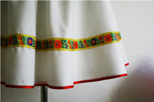 Workaday folk yellow — foto 2