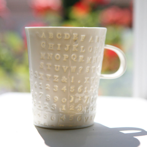 Prosvítavá abeceda (porcelán) — foto 2