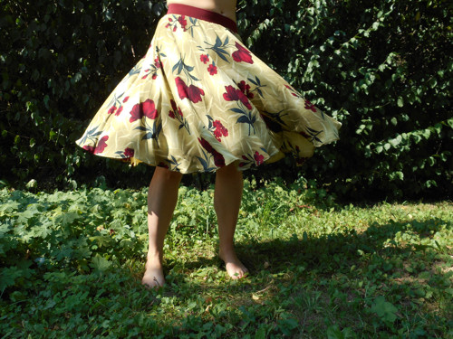 Kolová sukně — foto 4