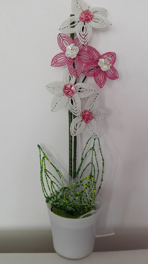 Orchidej z korálků — foto 2