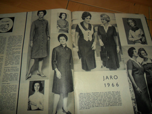 Staré svazky Květy. — foto 3