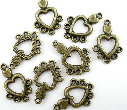Ramínko konektor srdce/ bronz/ 13x19mm — foto 2