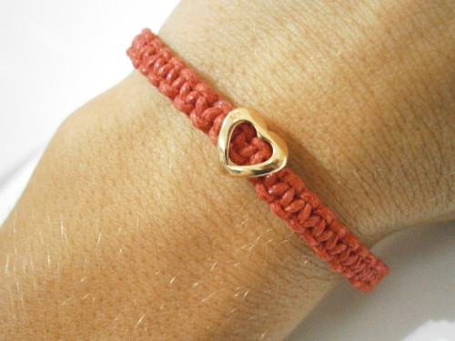 Náramek se srdíčkem (macramé) - Unisex — foto 4