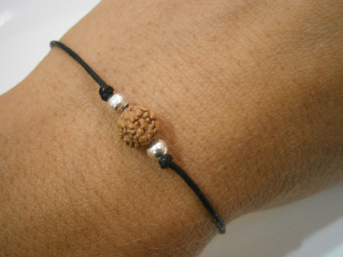 "Rudraksha" - náramek (Unisex) — foto 3