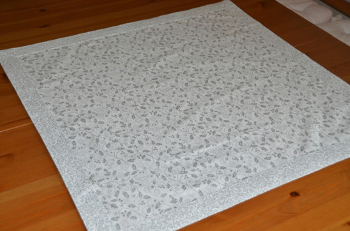 Bílostříbrný a cesmínou (67x67 cm) — foto 2