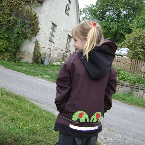 Rostoucí softshell. bundička 2-4 roky NA PŘÁNÍ — foto 2