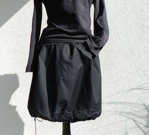 BLACK — foto 4