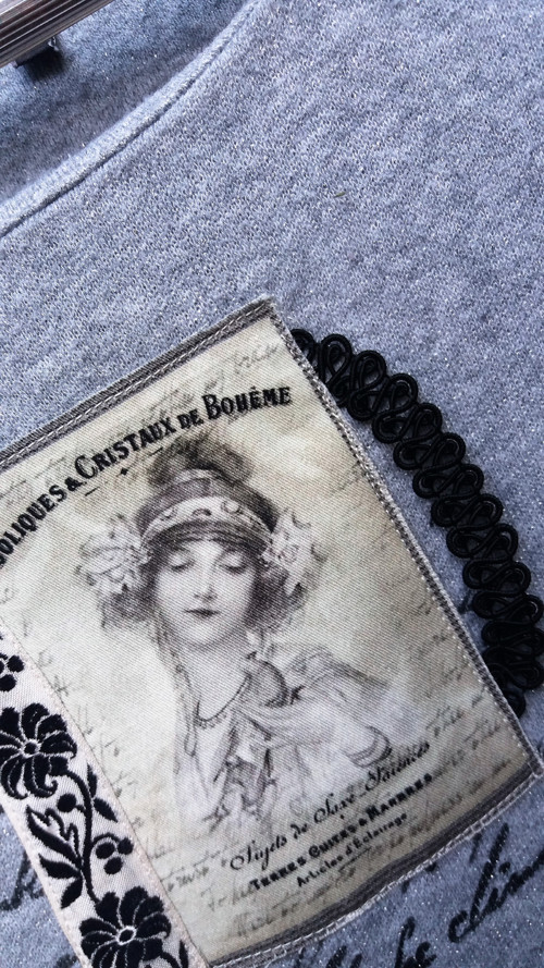 Vintage na šedo-stříbrné — foto 2