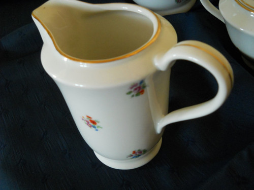 Karlovarský porcelán — foto 2