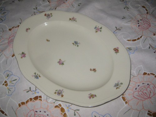 Servírovací porcelánový podnos-tác — foto 4