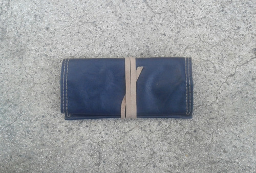 Pouzdro "DENIM" - upcycling — foto 2