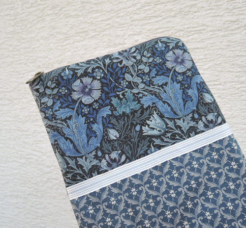 Obal na tablet - Chrpy — foto 3