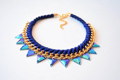 Náhrdelník Golden Blue Triangles — foto 3