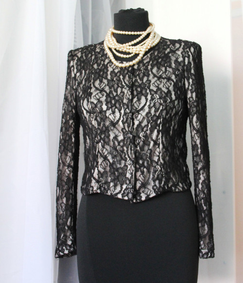 Celokrajkový černý chic jacket — foto 4