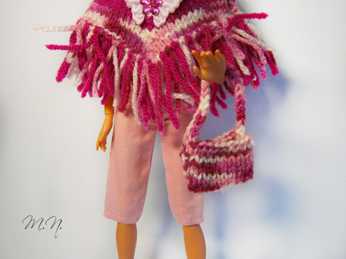 Ponča pro Barbie — foto 5